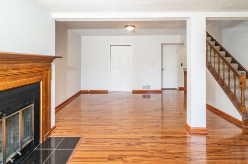 6445 Glendale Ct, Florence KY  41042-1169 exterior