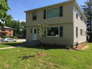1104 5th Ave, Grafton WI  53024-1804 exterior
