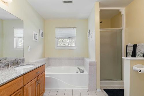 118 Gabriels Path, Poughquag NY  12570-5147 exterior