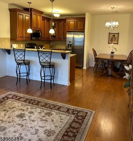 2212 Berry Farm Rd, White House Station, NJ 08889-3731