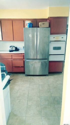 253-30 148th Dr, Jamaica, NY 11422-3292