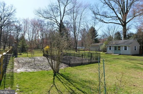 1805 Line St, Lansdale PA 19446-1632 exterior