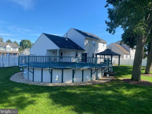 302 Sooner Ln, Blandon, PA 19510-9798