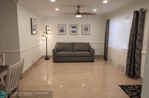 30 3rd Pl, Dania Beach FL  33004-4125 exterior
