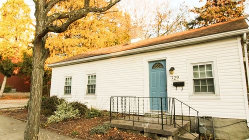 729 Boggs Ave, Pittsburgh PA  15211-2335 exterior