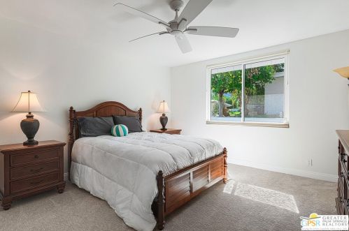 2381 Paseo Del Rey, Palm Springs CA  92264-9542 exterior