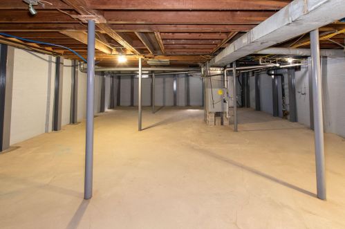 1259 Woodside Dr, Marion OH  43302-5745 exterior