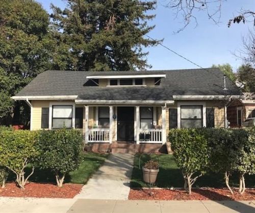 650 Central Ave, Hollister, CA 95023-3524