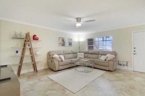 255 Burgundy F, Delray Beach FL  33484-4951 exterior