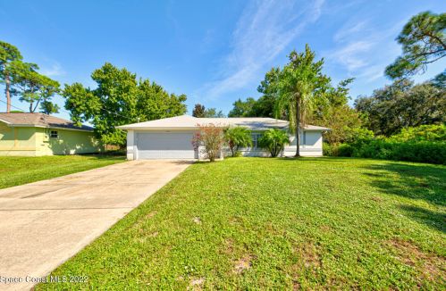 6457 Hunt Rd, Cocoa, FL 32927-3328