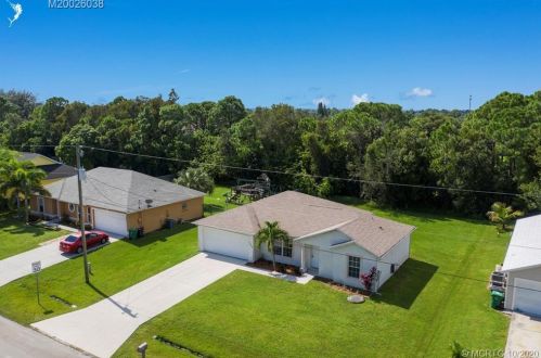 1342 Broadview St, Fort Pierce, FL 34983-2930