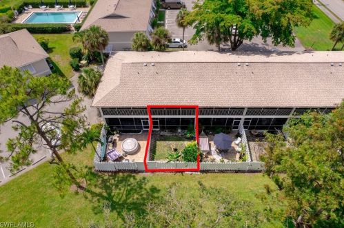 25482 Cockleshell Dr, Bonita Springs, FL 34135-7621