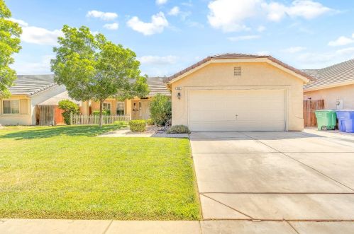 538 Fairmont Dr, Los Banos, CA 93635-3096