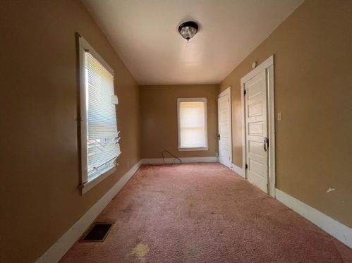 288 Cedar Ave, Hermitage PA  16146-2610 exterior