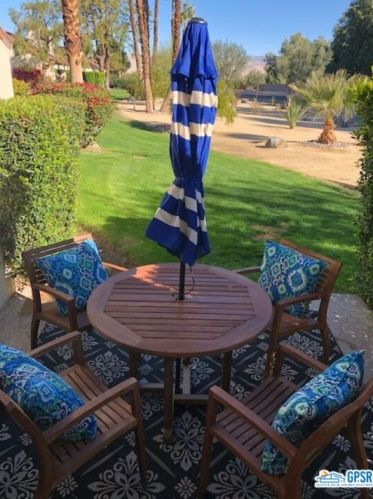 434 Sunningdale Dr, Rancho Mirage CA  92270-1479 exterior