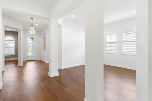 4464 Tamarind Way, Naples FL  34119-9684 exterior