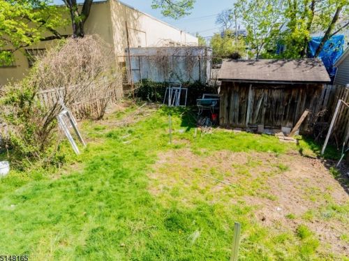 242 11th St, Paterson NJ  07508-2012 exterior