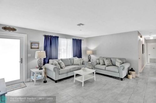 789 12th Ave, Dania Beach, FL 33004-3826