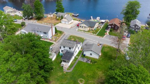116 Shore Dr, Salem, NH 03079-1691