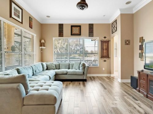 3730 Eagle Isle Cir, Kissimmee FL 34746-1908 exterior