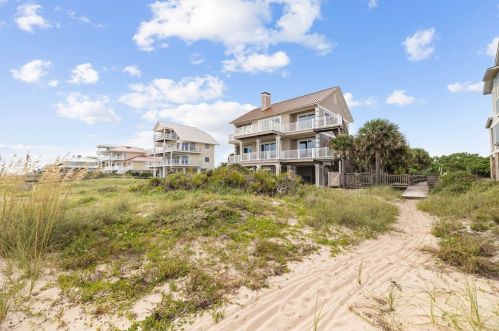 1716 Magnolia Rd, Saint George Island FL  32328-2203 exterior
