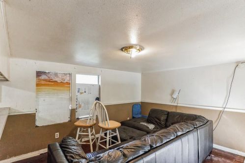 438 Mount Olive Rd, Lost Pines, TX 78612-3130