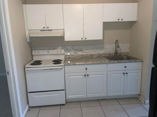 701 5th St, West Palm Beach FL  33401-4150 exterior