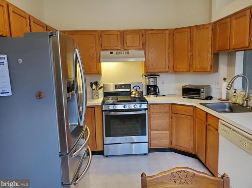 127 Raleigh Rd, Collegeville, PA 19473-2803