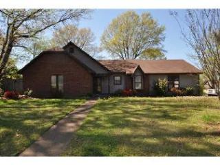 2415 Bartlett Blvd, Memphis TN  38134-3561 exterior