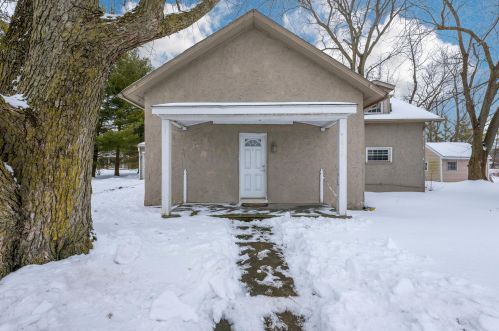 5757 Section Line Rd, Delaware, OH 43015-9489