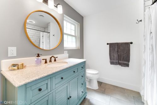 4102 Bloomingdale Ave, Valpo IN  46383-1914 exterior