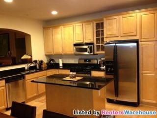 8274 Labont Way, Edina MN  55344-4401 exterior