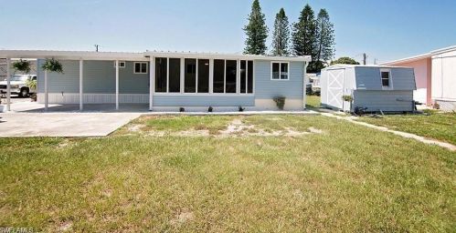 5157 Sandpiper Dr, Saint James City FL  33956-2837 exterior