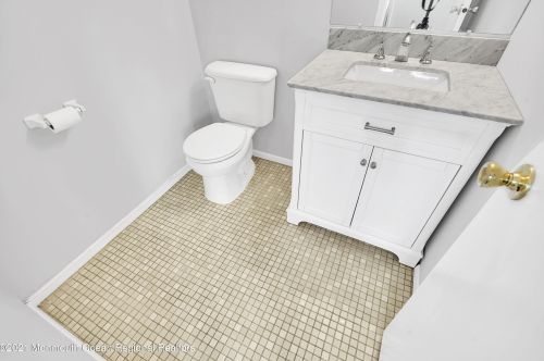 716 Sandra Pl, Bricktown NJ 08724-7047 exterior