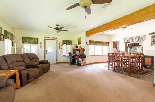10710 Mcintosh Rd, Thonotosassa FL  33592-3945 exterior