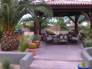 1775 Horseshoe Ct, Gilbert, AZ 85296-2060