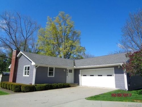 5485 Lake Rd, Dewittville, NY 14728-9720