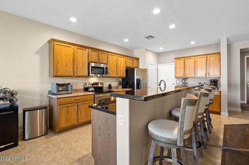 41910 Celebration Ct, Phoenix, AZ 85086-2746