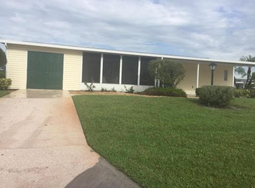 3729 Doral Ct, Fort Pierce, FL 34952-3131