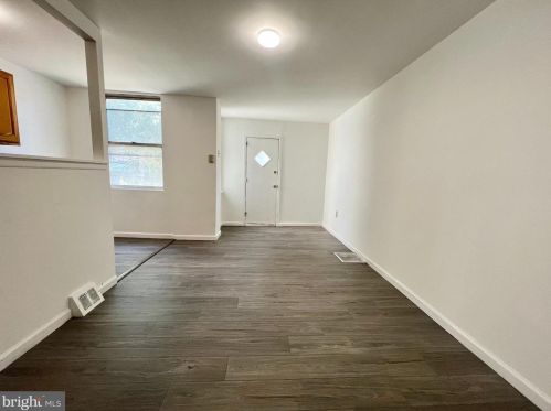 2953 26th St, Philadelphia, PA 19132-1202