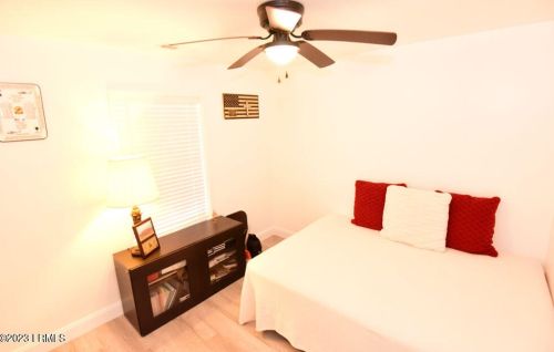 20 Calico Ct, Beaufort SC  29906-8900 exterior