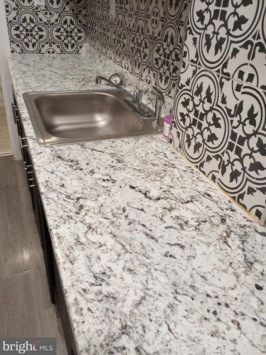 541 Billings Ave, West Deptford NJ  08066-1161 exterior