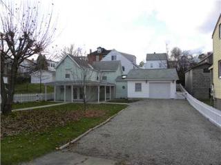 613 Duquesne Ave, Canonsburg, PA 15317-2137