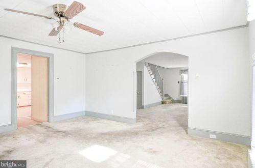 409 4th St, Laurel DE  19956-1505 exterior