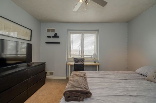 5393 Peach Dr, Gibsonia PA  15044-9541 exterior