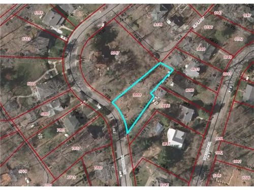 134 Tacoma Cir, Asheville, NC 28801-1626