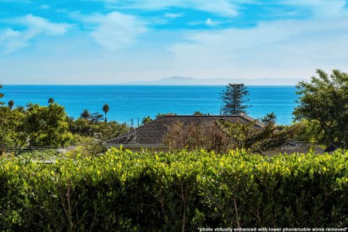 1539 Cliff Dr, Santa Barbara CA  93109-1733 exterior