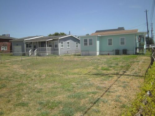 6127 Heards Ln, Galveston, TX 77551