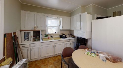 26 Charles St, Woburn, MA 01801-3023