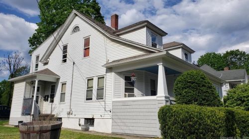 12 Addison St, Putnam, CT 06260-1202
